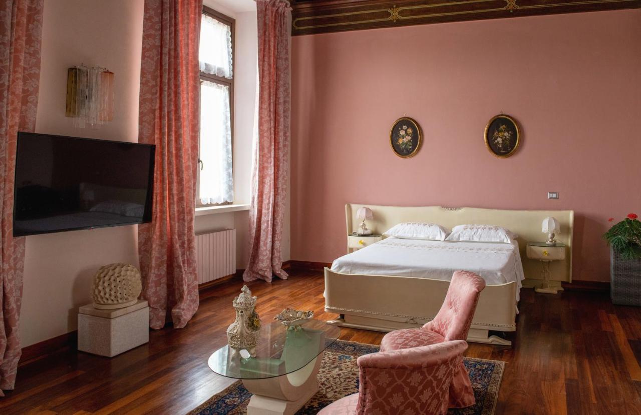 Palazzo Bed And Breakfast Calvisano Eksteriør billede