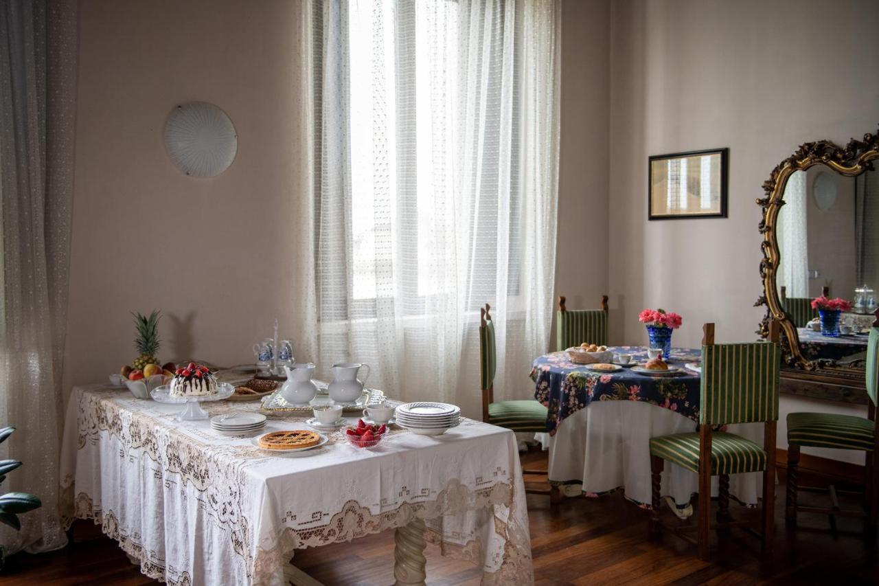 Palazzo Bed And Breakfast Calvisano Eksteriør billede